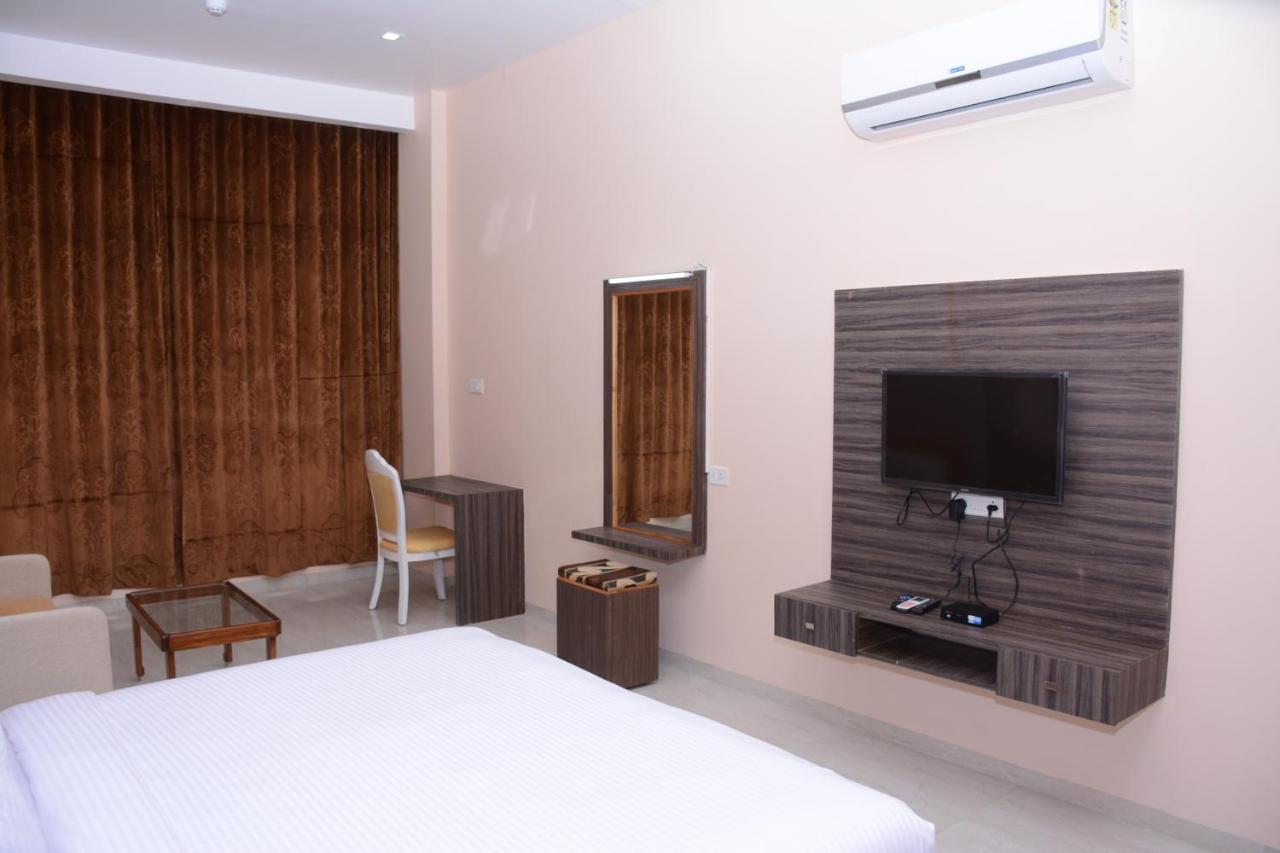Ratnaa Resort Khamshet Exterior photo